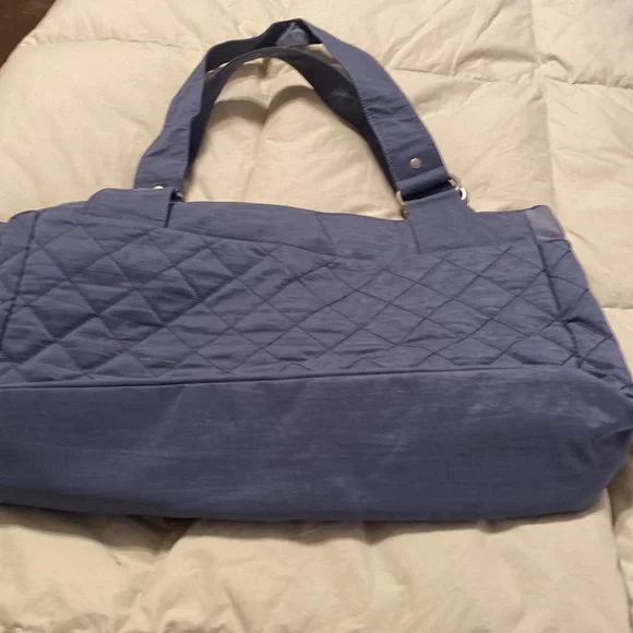 Baggallini blue quilted shoulder bag purse - Picture 3 of 8